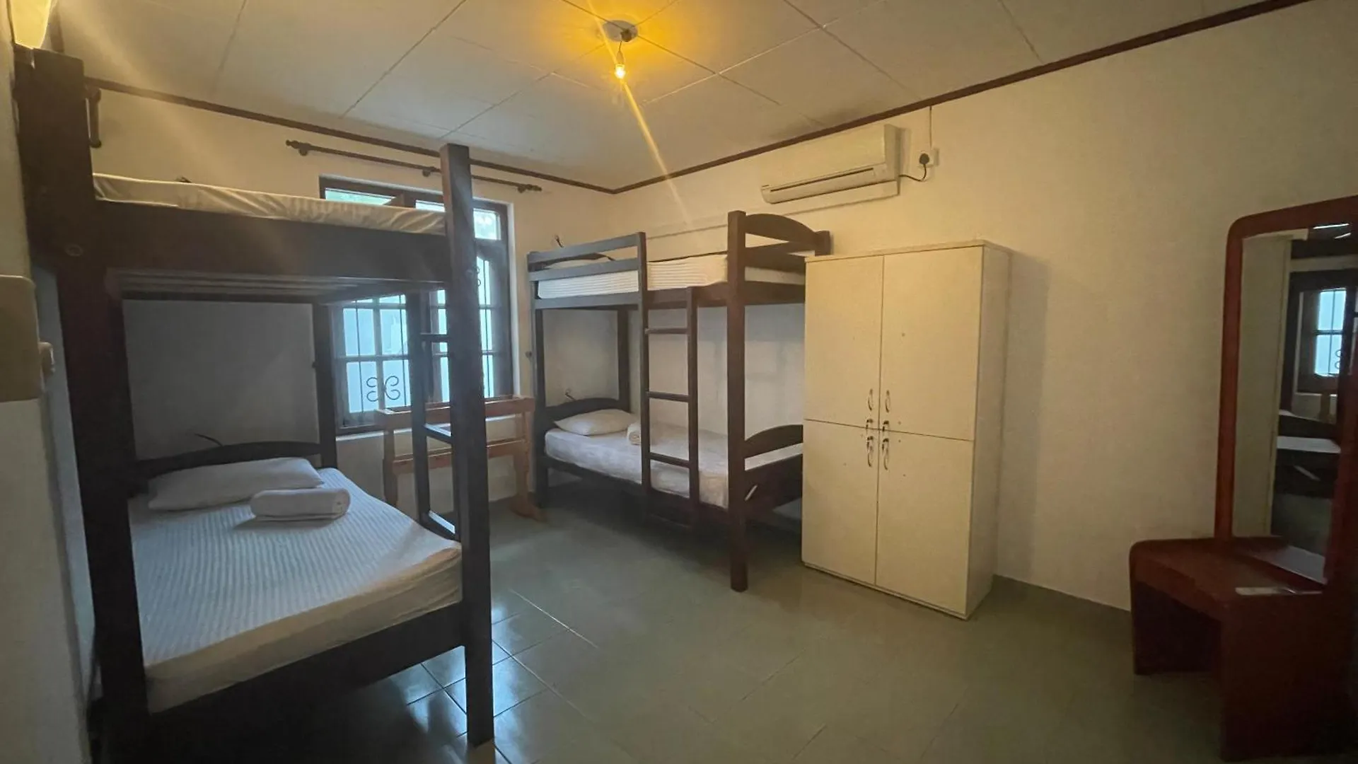 Sky Hostel Negombo