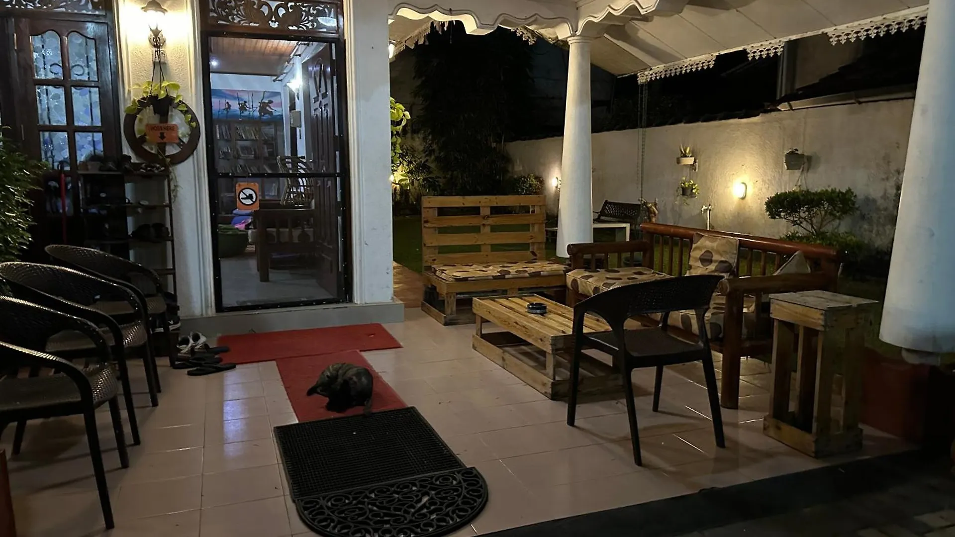 Sky Hostel Negombo 0*,  Sri Lanka