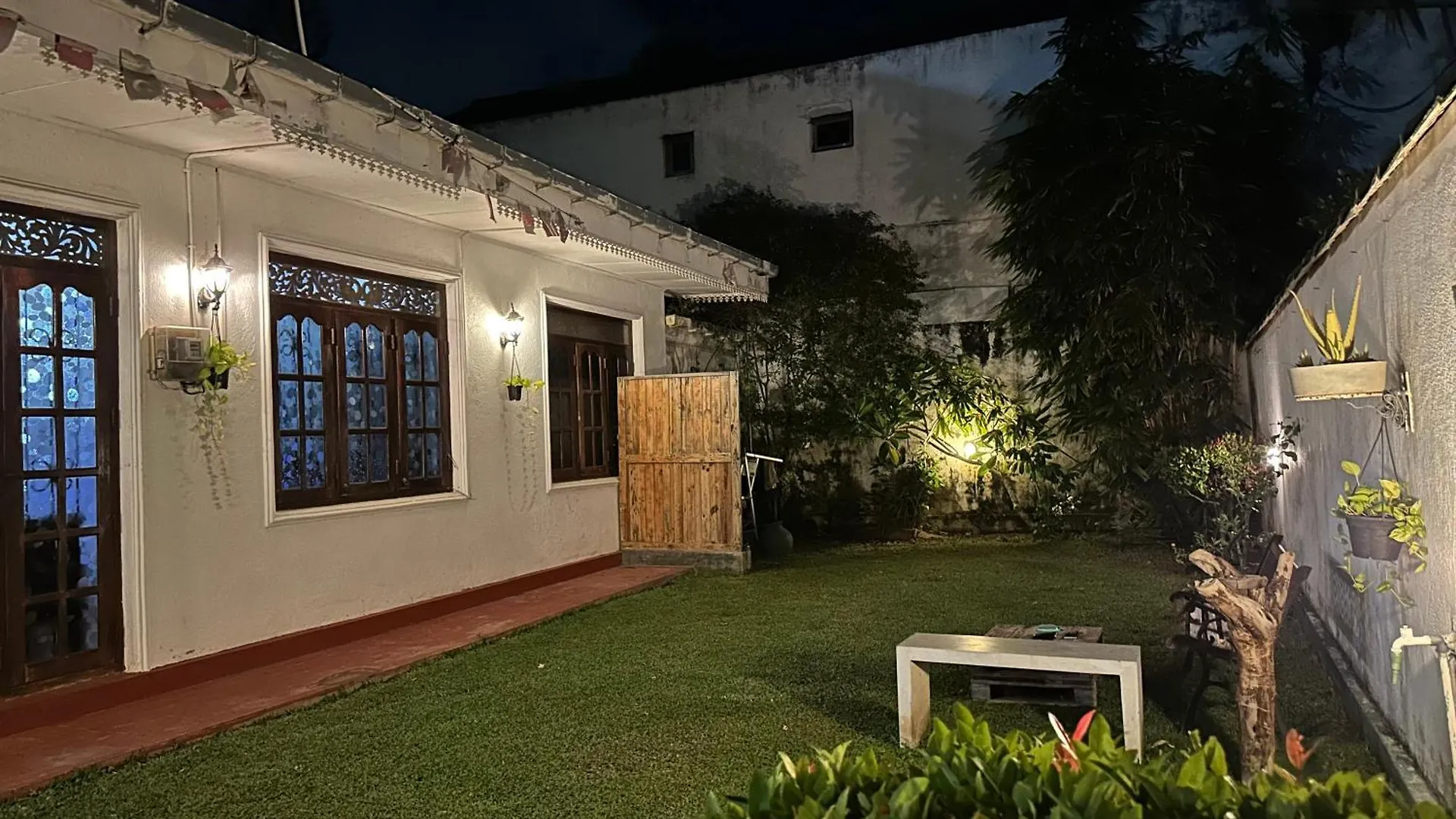 Sky Hostel Negombo